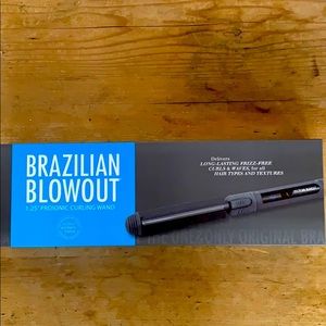 Brazilian Blowout 1.25” pro ionic curling wand